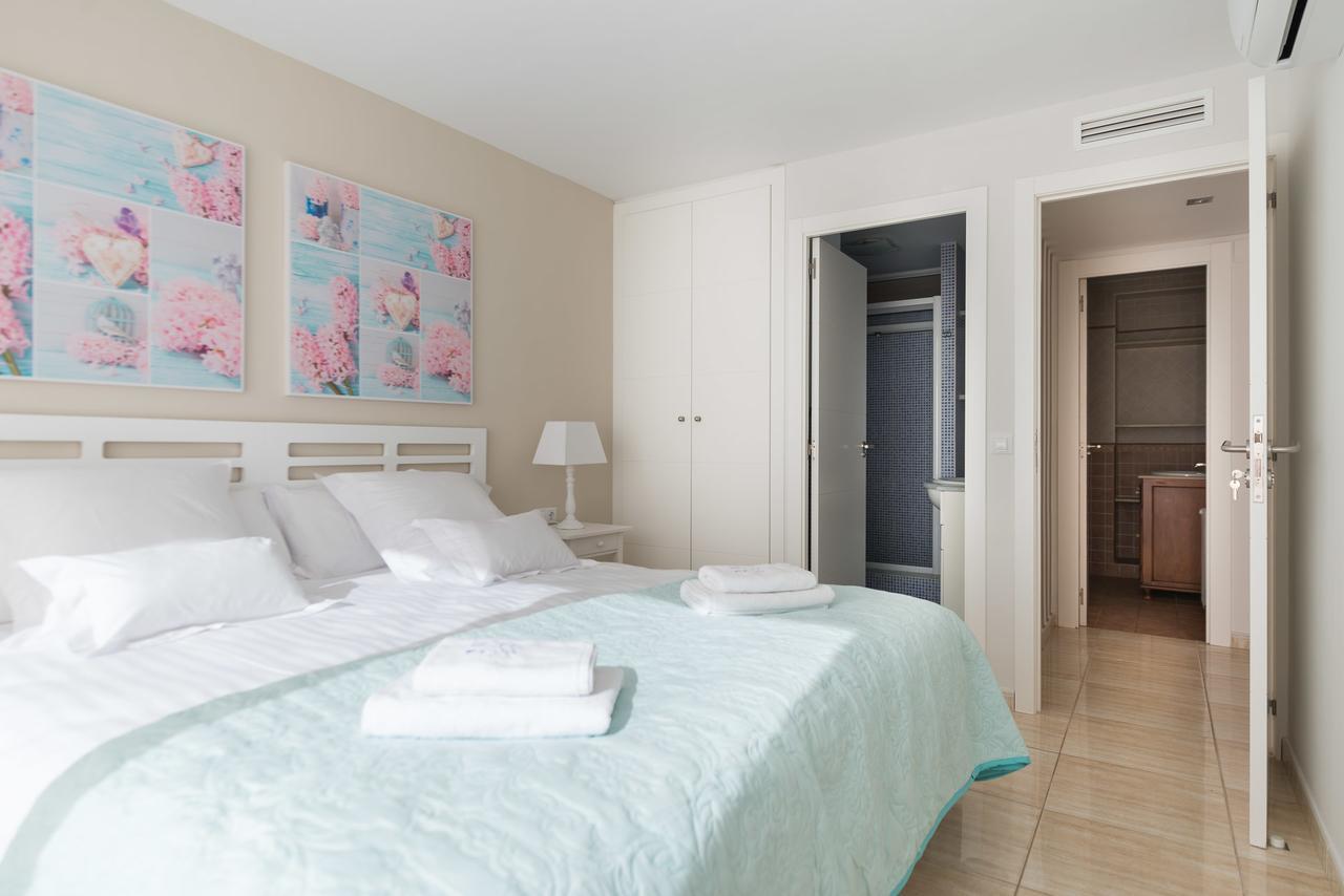 Apartamentos Marta Playa Alicante Extérieur photo